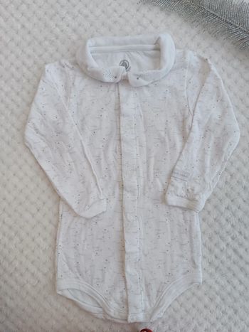 🔸Body blanc Petit Bateau 12 mois🔸