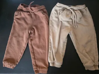 Lot de 2 pantalons 24 mois