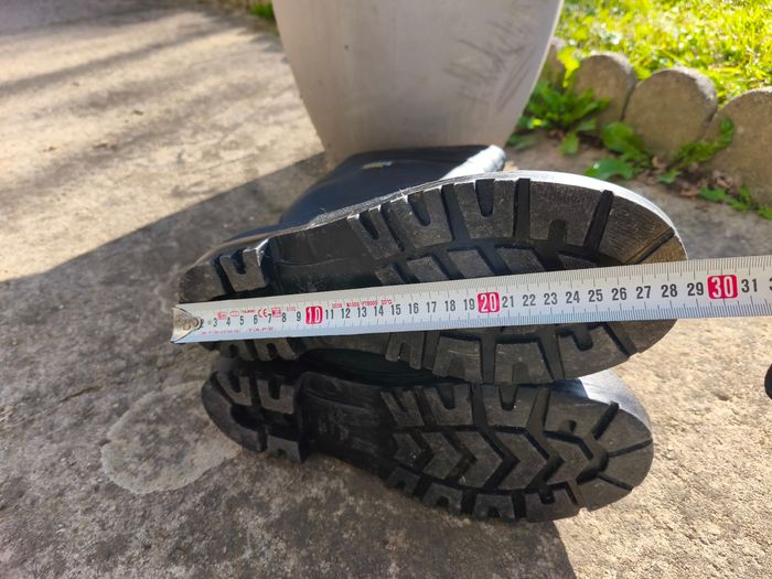 Bottes de sécurité pointure 42 - photo numéro 6