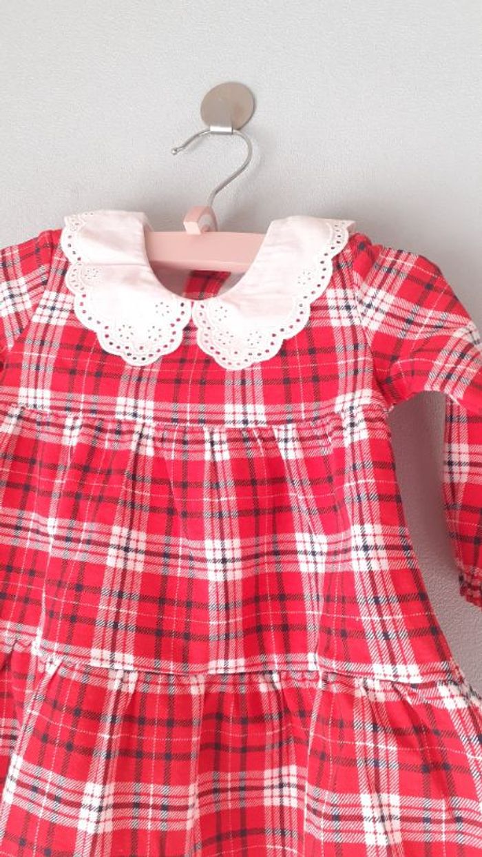 Robe a carreaux avec col dentelle - photo numéro 3