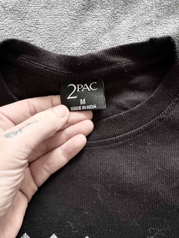 Top court tupac - photo numéro 3