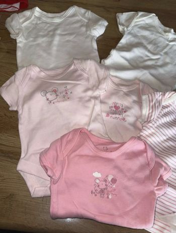 Lot de 6 bodies 1 mois
