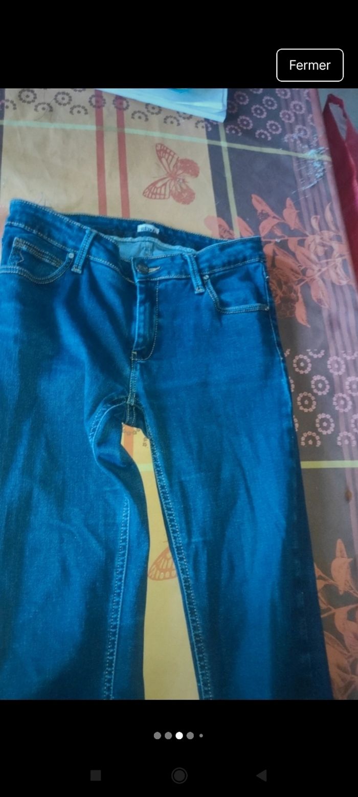 Très beau jeans e76