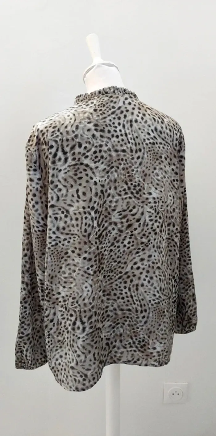 Blouse fluide manches longues imprimée 46-48 - photo numéro 4