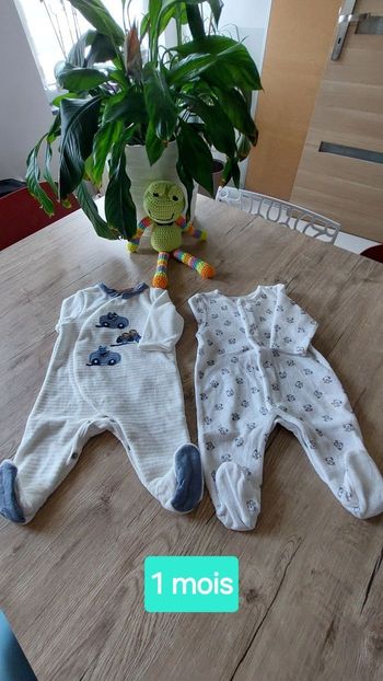 Lot 2 pyjamas Obaïbi