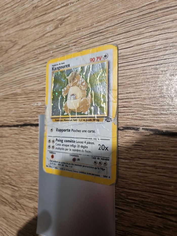 Carte pokémon kangourex HOLO 5/64 fr année 2000 jungle trés abîmé - photo numéro 3