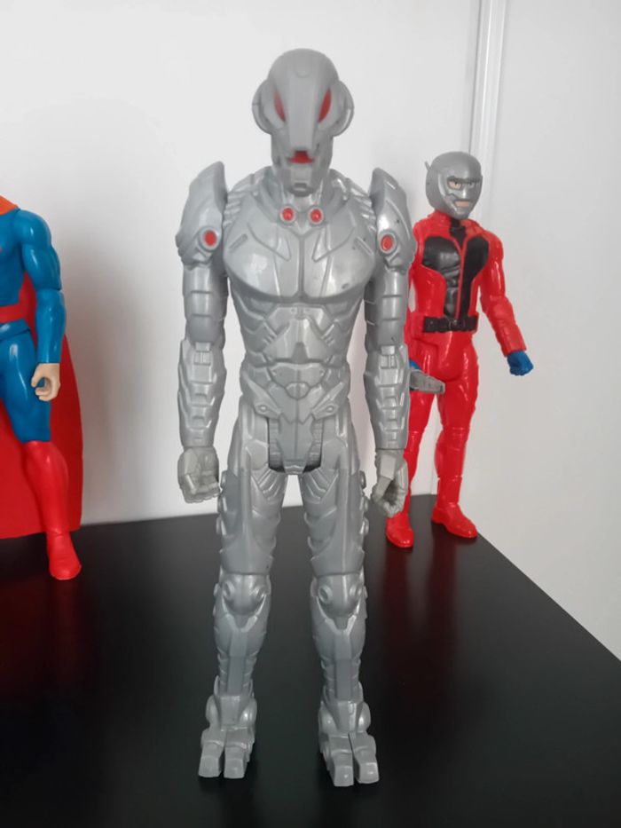 Lot de personnages avenger 30cm be - photo numéro 12