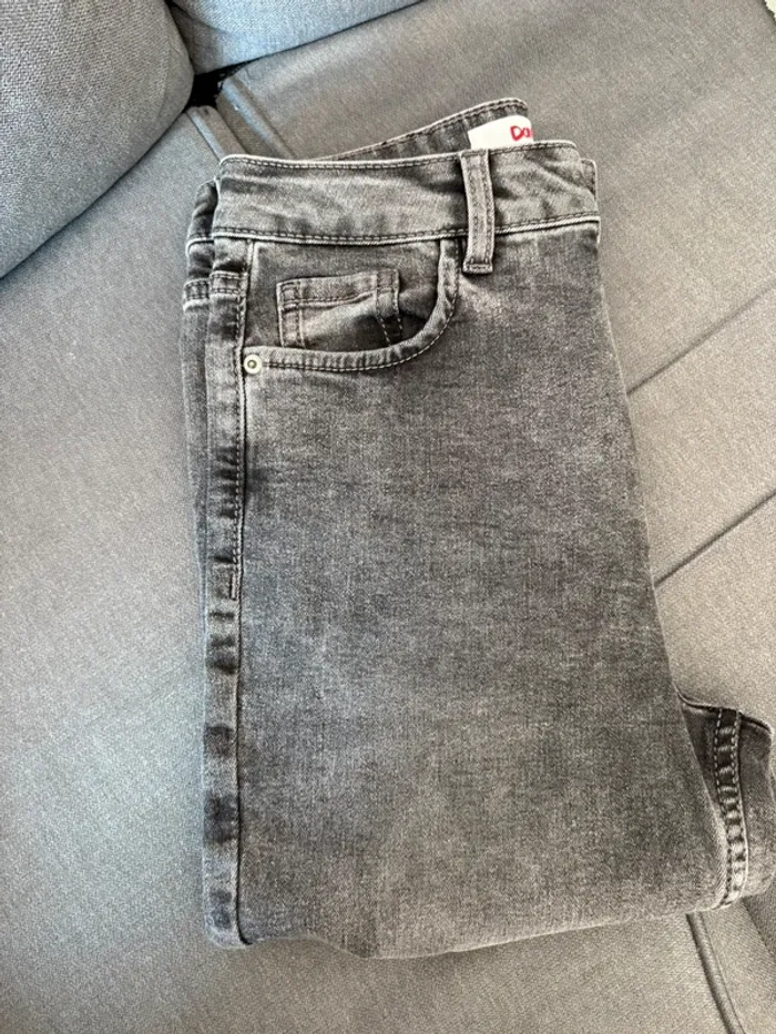 Jean gris