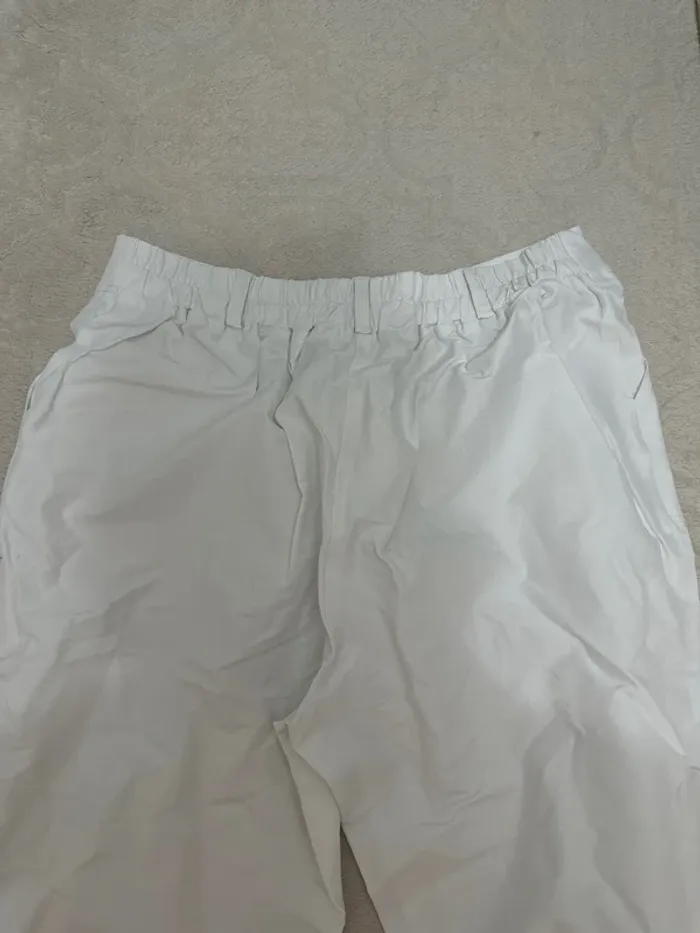 Pantalon blanc - photo numéro 4