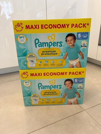 160 Couches Pampers Premium Taille 5 