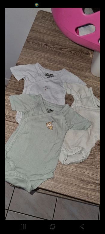 Bodys manches courtes