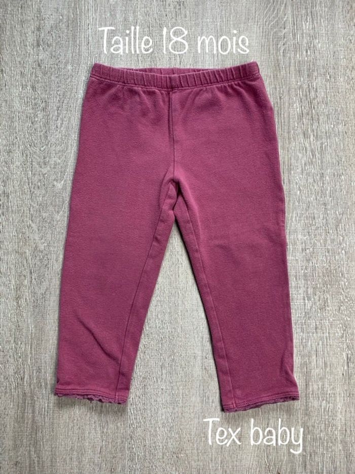 Legging uni  Couleur framboise - taille 18 mois