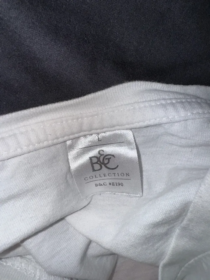 T-shirt avec motif - photo numéro 3