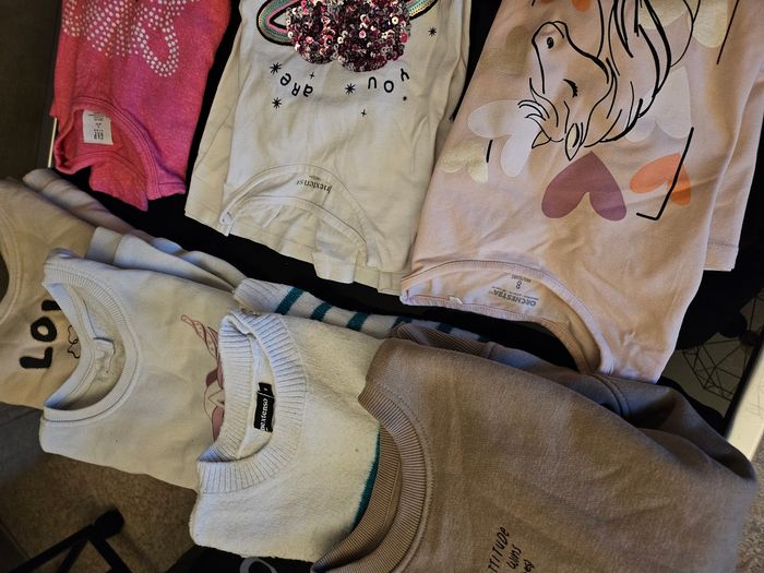 Lot de vêtements filles taille 7.8.ans - photo numéro 5