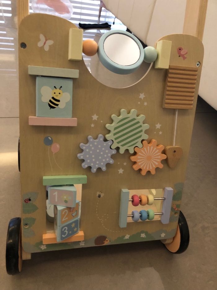 Trotteur bébé bois - photo numéro 3