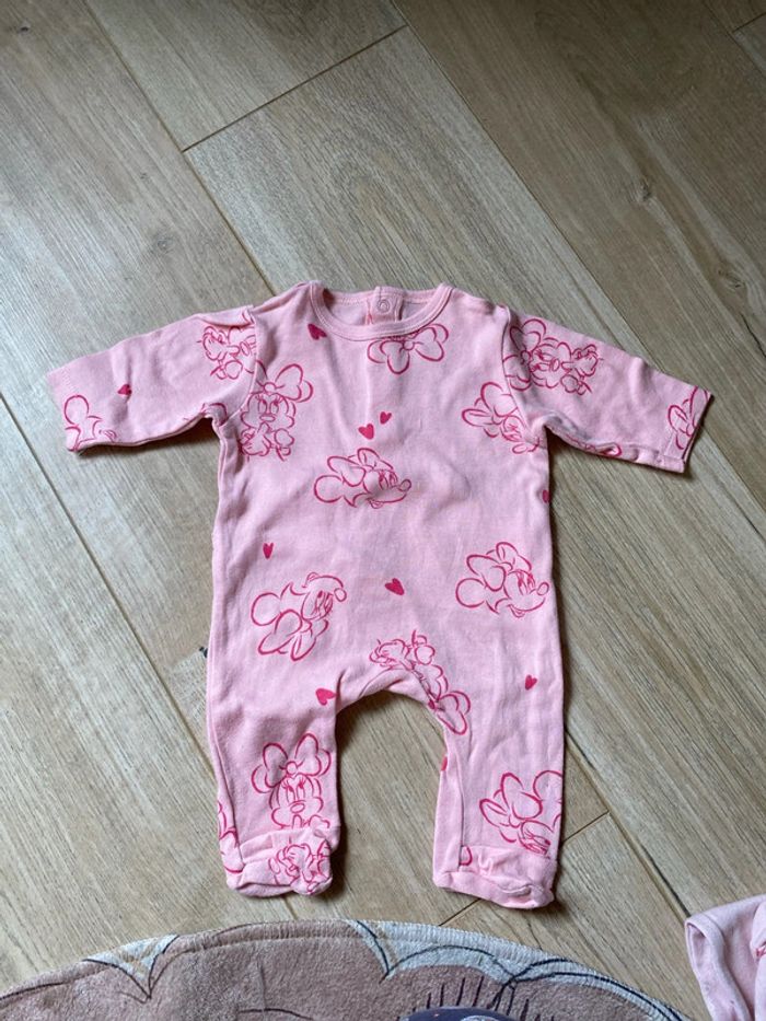 Lot 3 pyjamas 1 mois - photo numéro 4