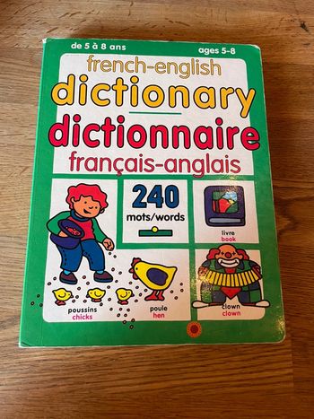Livre cartonné French English dictionary Doctionnaire français anglais