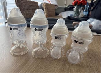 Biberons neuf tommee tippee
