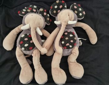 Lot de 2 Éléphants Moulin Roty