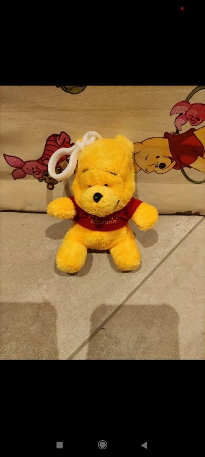 Poète clé peluche Winnie