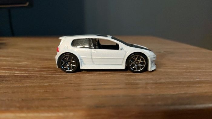 Golf GTI couleur blanc nacré - photo numéro 4