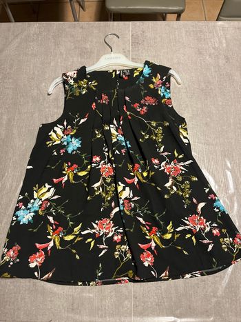 Blouse sans manches 