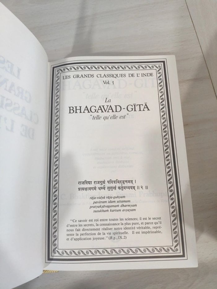 Lot de 5 tomes les grands classiques de l'Inde Bhagavad gita bhakti yoga Krishna Srimad Bhagavatam - photo numéro 6