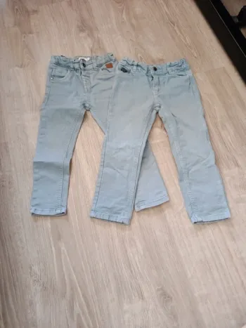 Lot de 2 jeans 3 ans