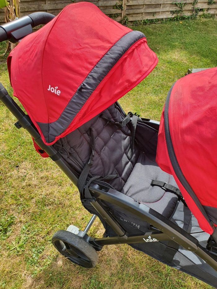 Poussette jumelle évalite joie en bon état 👶 - photo numéro 2