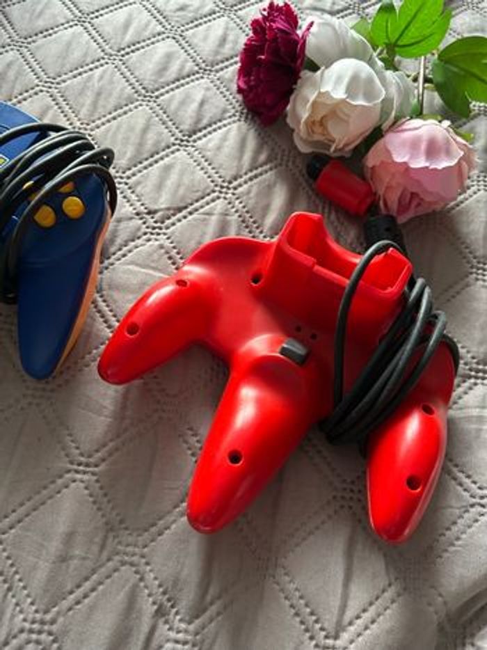 Lot Nintendo 64 Collector PIKACHU + 11 Jeux Cultes (Mario 64, Mario Kart) + Acc. Pokémon - photo numéro 7