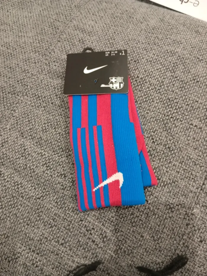 Chaussettes de football Nike FCB taille 34-38