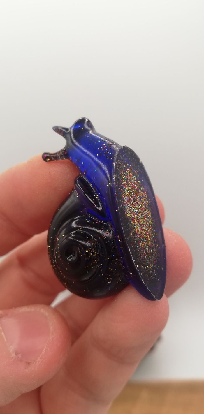 Petit escargot résine - photo numéro 6