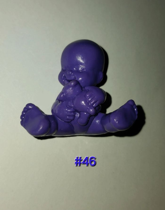 đź‘¶ Babies - Figurine Vintage #46 - Violet