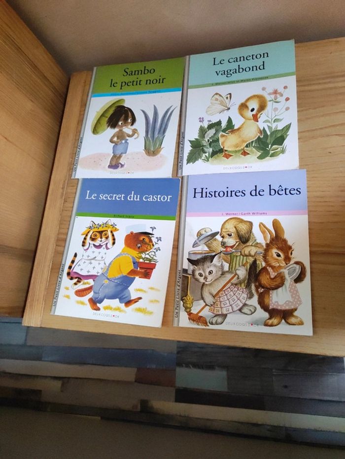 Lot de 4 livres collection un petit livre d'argent