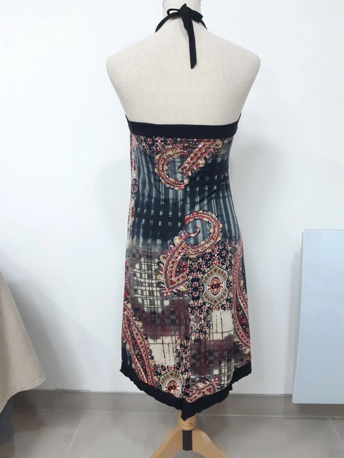 Robe dos nu à motif - photo numéro 5
