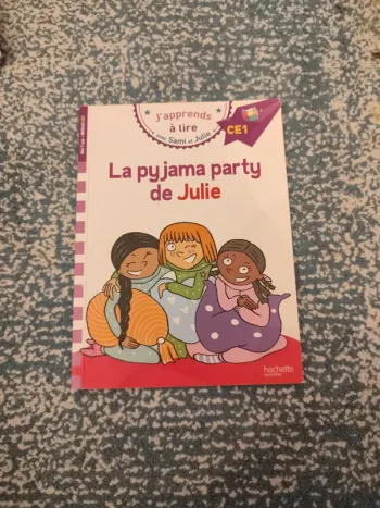 Sami et Julie Le pyjama party de Julie