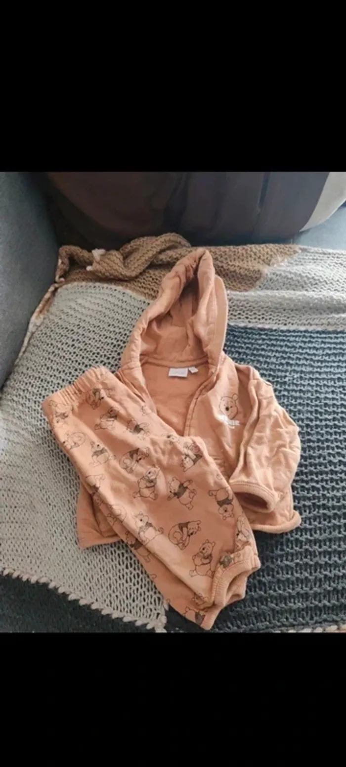 Ensemble Winnie l'ourson 6 mois