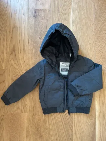 Doudoune IKKS garçon taille 12 mois