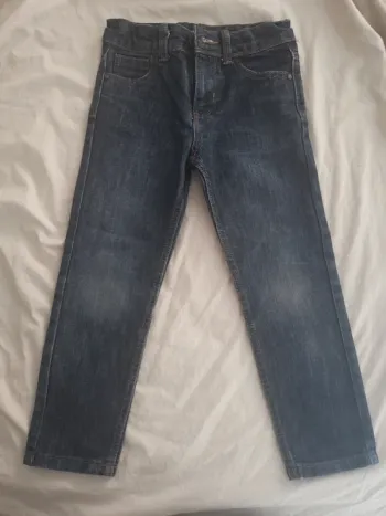 Jean bleu foncé 6 ans