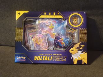 Coffret Premium VMAX - EB 08 - Voltali