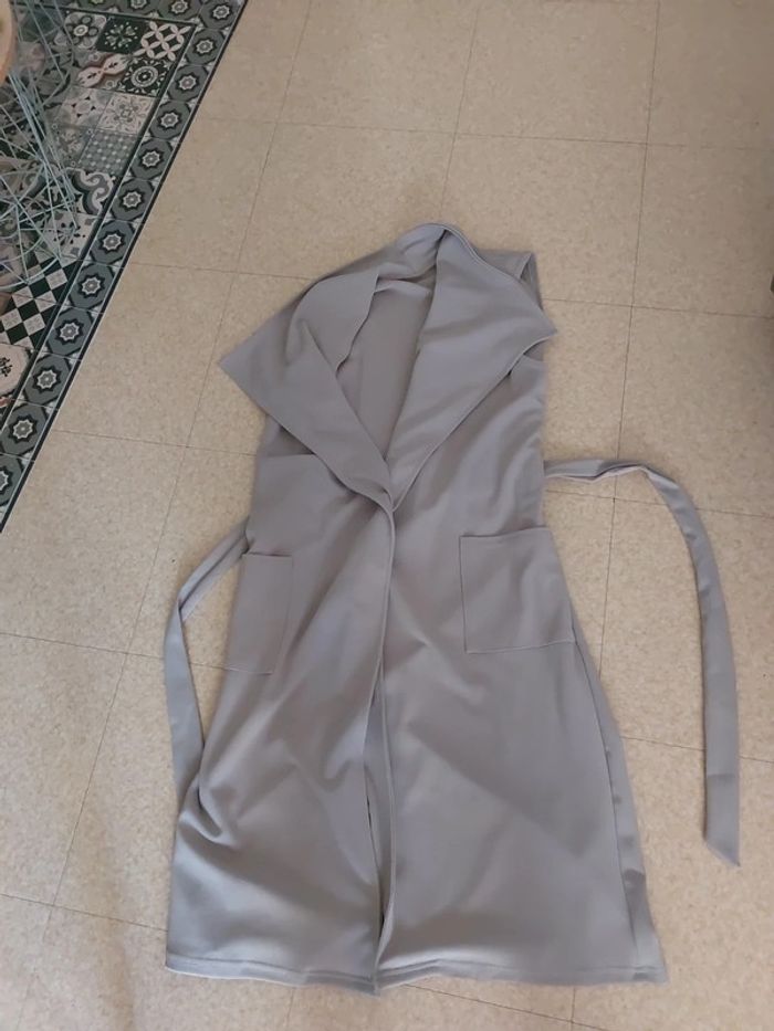 Veste neuve de la taille 44 à la taille 52