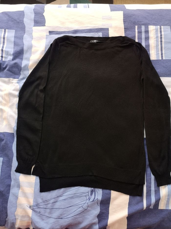 Pull noir
