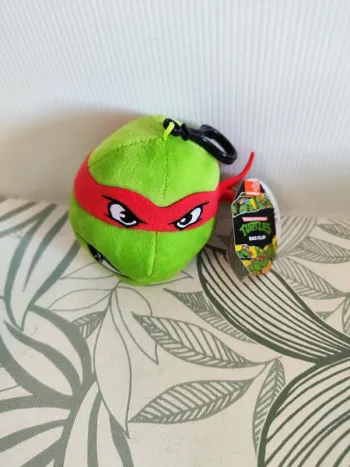Porte clés peluche tête de tortue ninja rouge 10cm