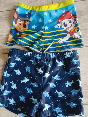 2 Maillots de bain garcon 5-6 ans dont un pat patrouille