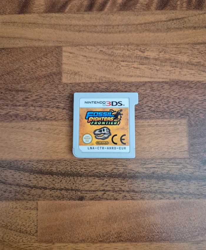 Jeu 3DS en loose " Fossil fighter frontier "