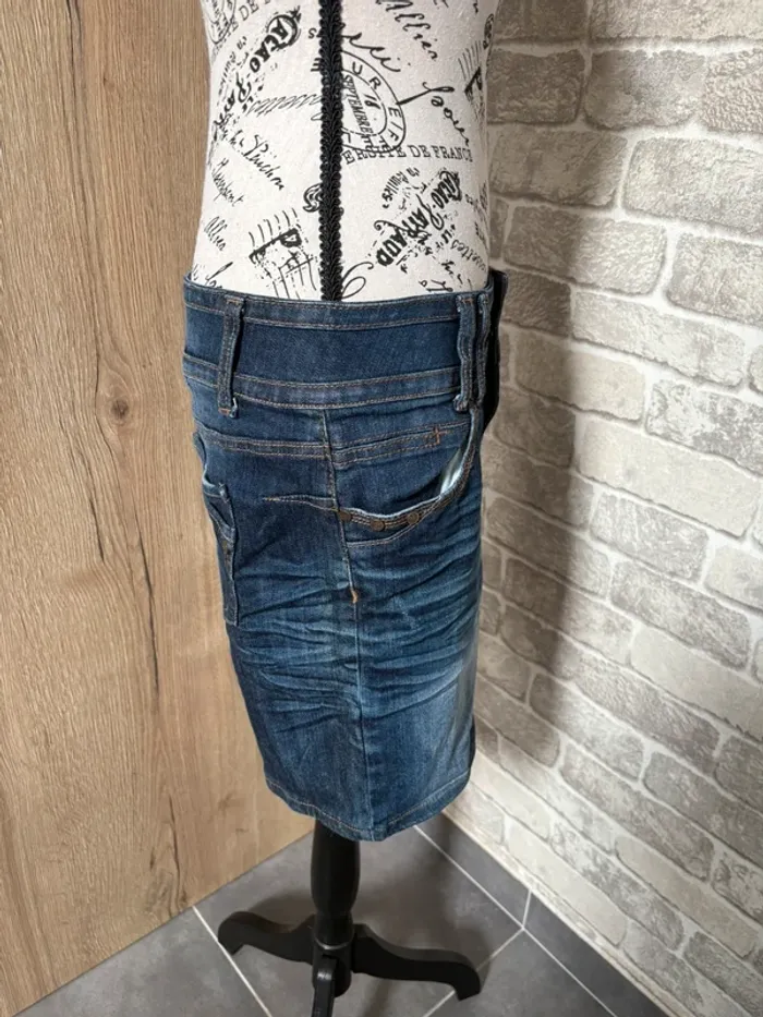 Jupe en jean taille 38 - photo numéro 2