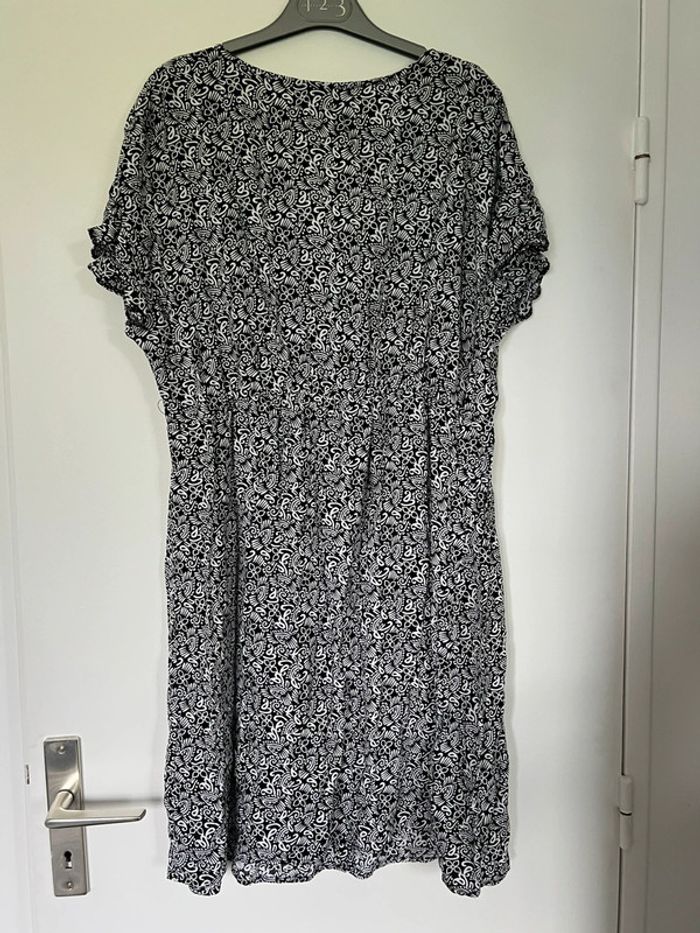 Robe noire et blanche maternité Kiabi - photo numéro 2