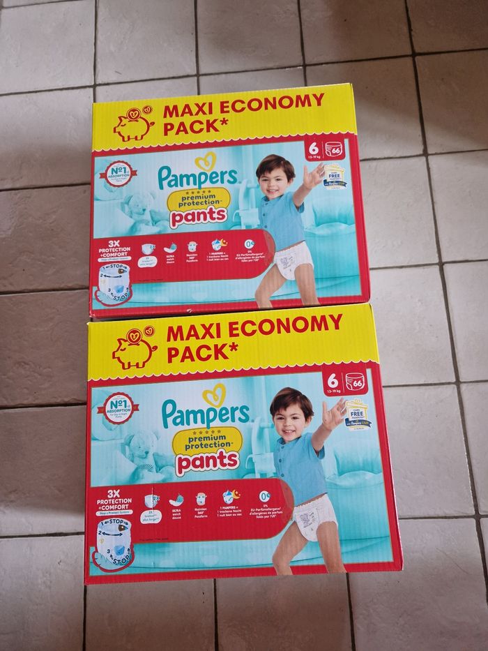 132 couches Pampers premium protection pants taille 6