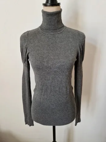 Pull col rouler gris nafnaf épaules bouffantes taille m