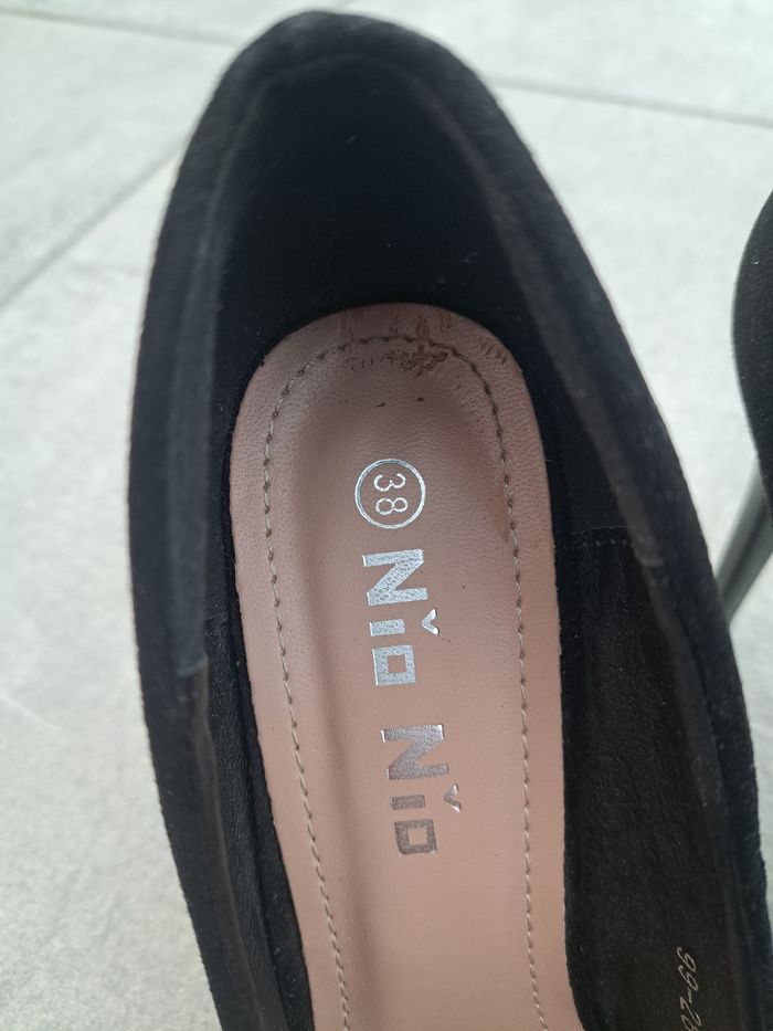 Escarpins noir talon haut en daim Nio Nio 👠 - photo numéro 9